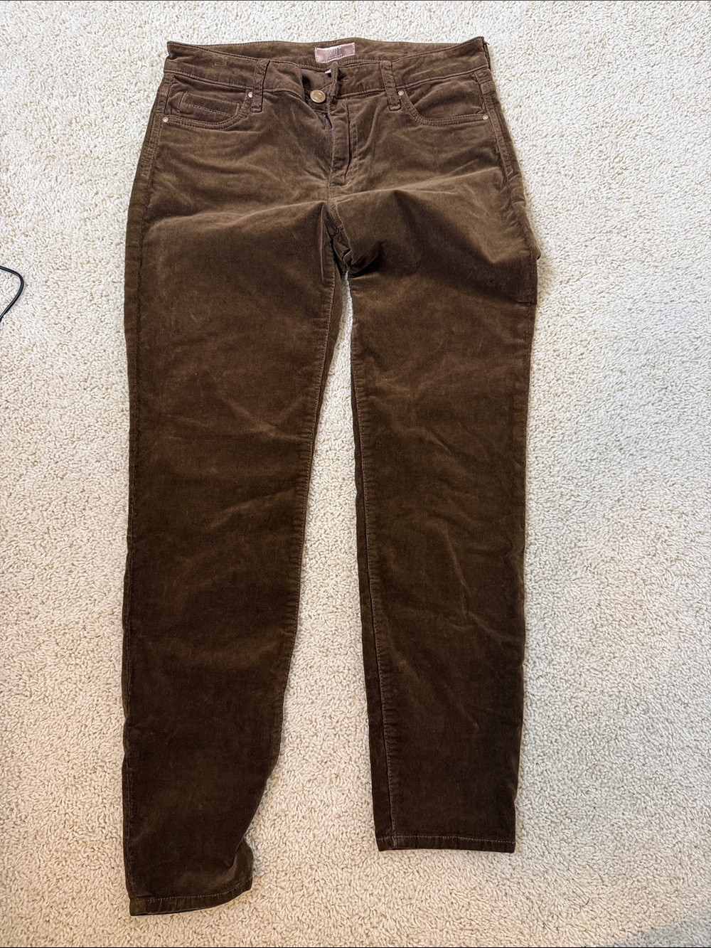 Kut from the Kloth Skinny Corduroy Jeans in Brown